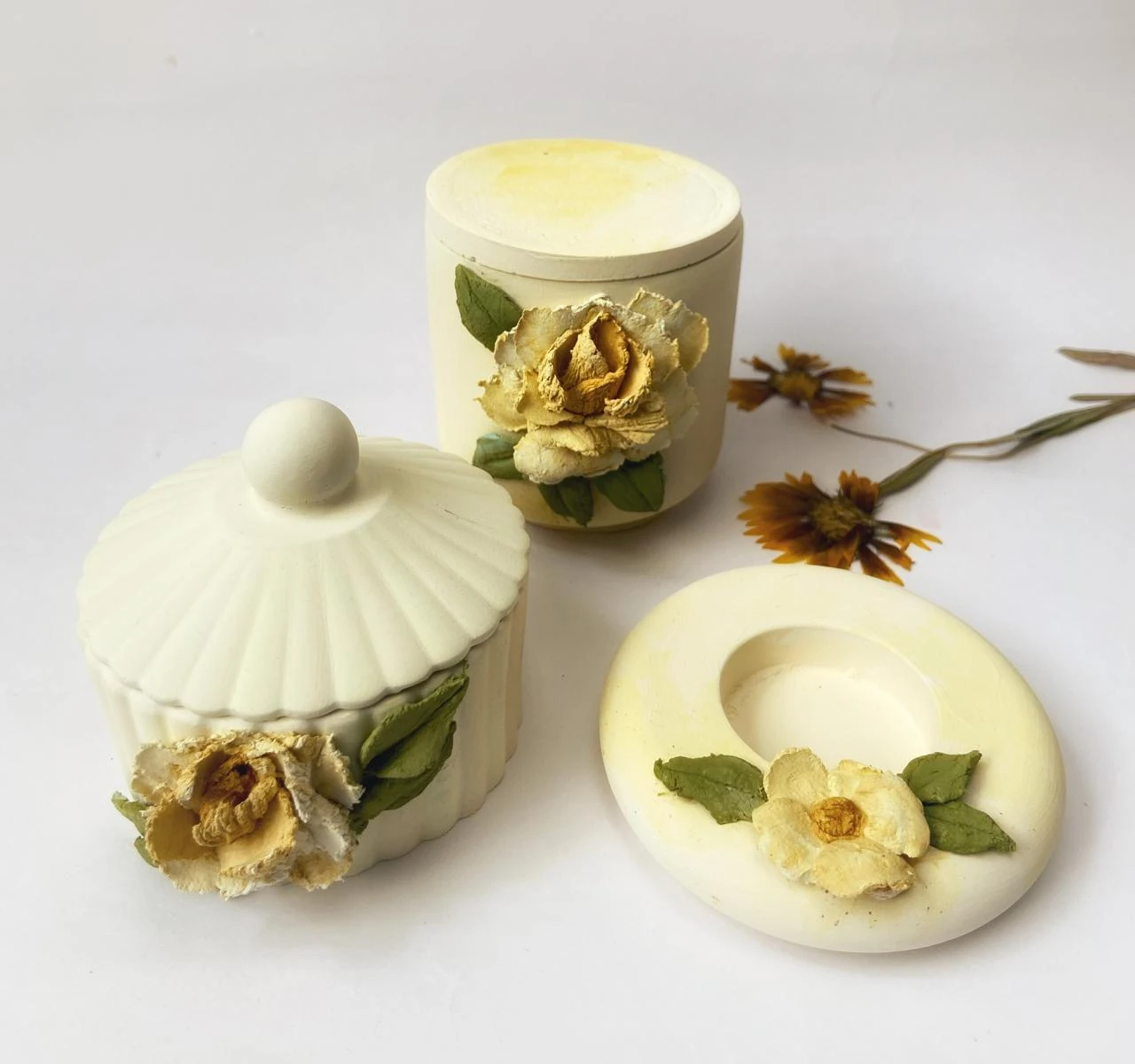 Noor Sunehri Heirloom Gift Trio